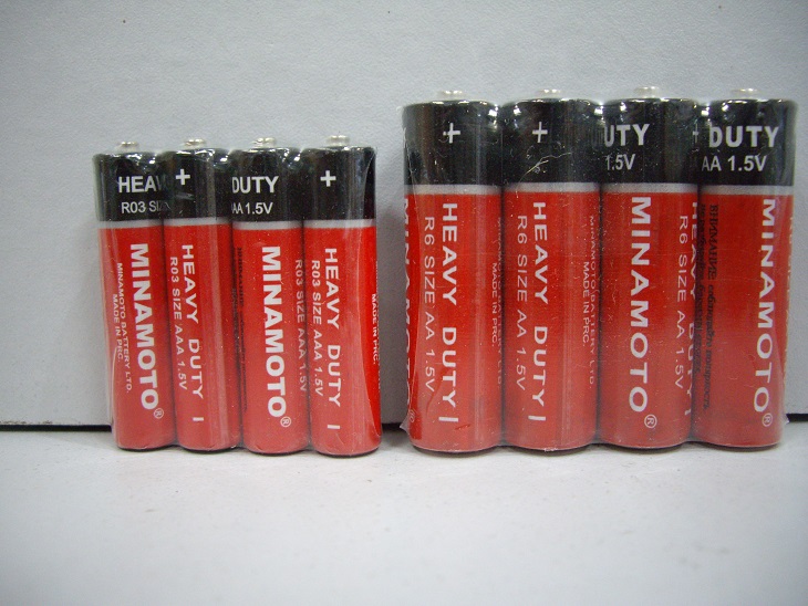 Солевые батарейки Minamoto
R3(AAA), R6(AA)
Цена 10 р./шт.